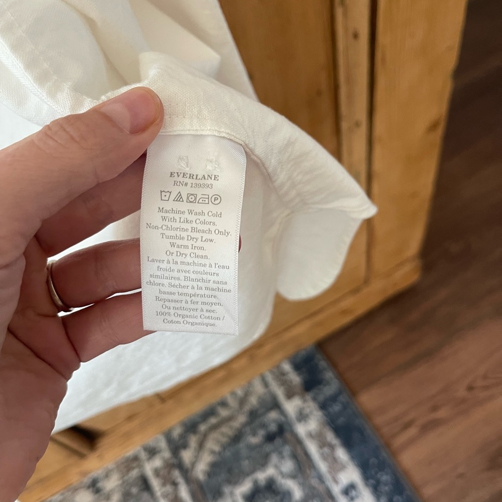 Everlane White Oxford Button-Down Shirt — Size 2